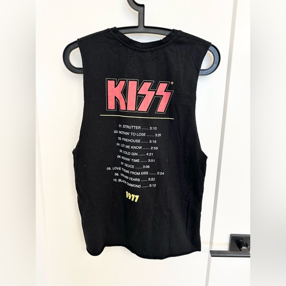 Zara Band Tee - Picture 2 of 2